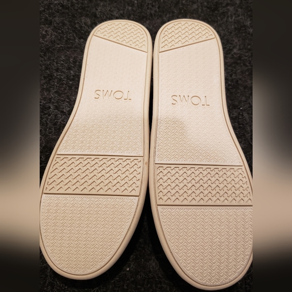 TOMS Alpargata Elephant Print - Picture 3 of 6